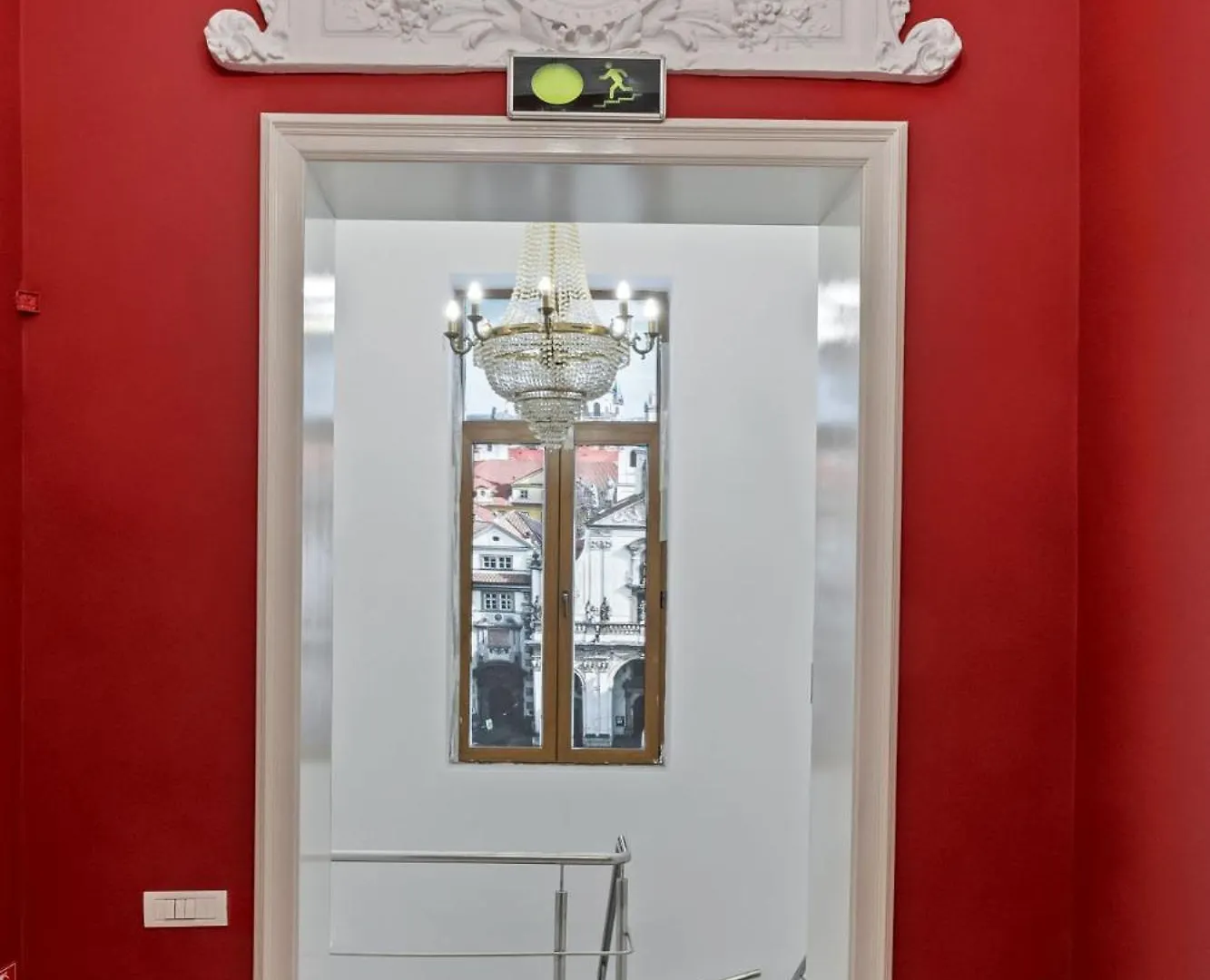 Ramana Garden Hostel - Self-Service Accommodation Bucharest Romania